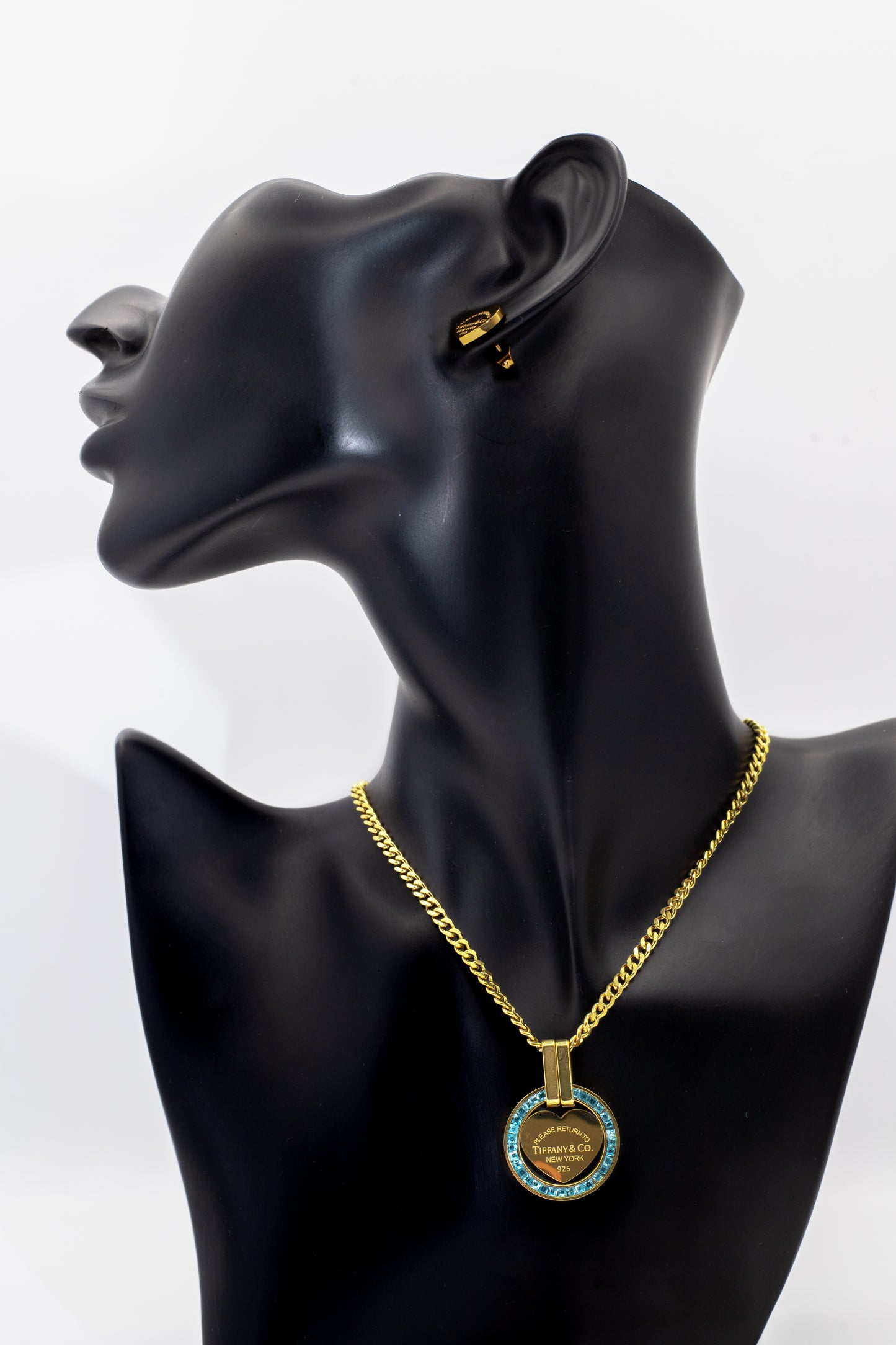 Golden Curb Chain Medallion Necklace (Blue Crystal)