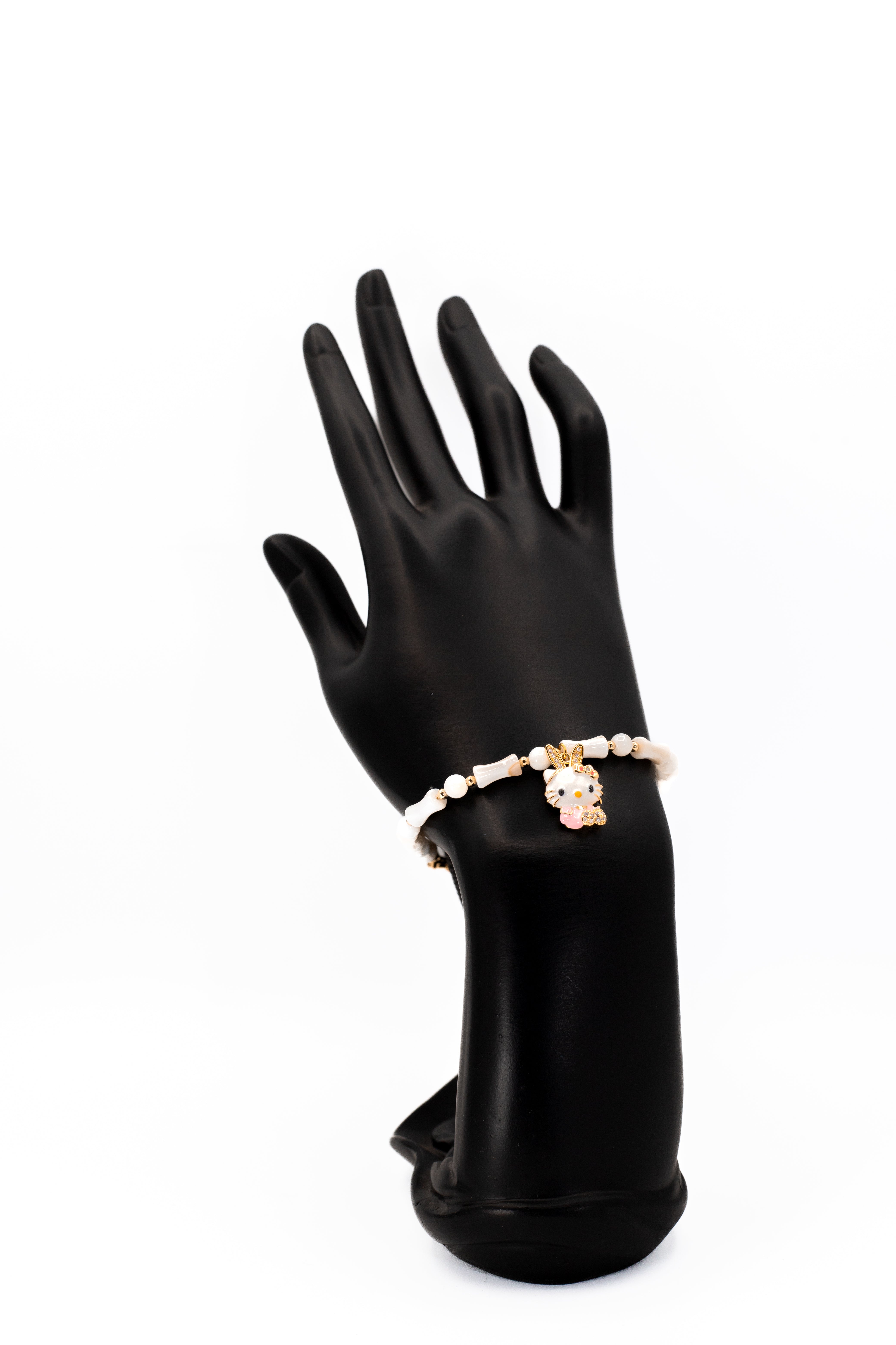 Cute Beaded Bracelet with Hello Kitty / Cat Charm | White Shell Beads