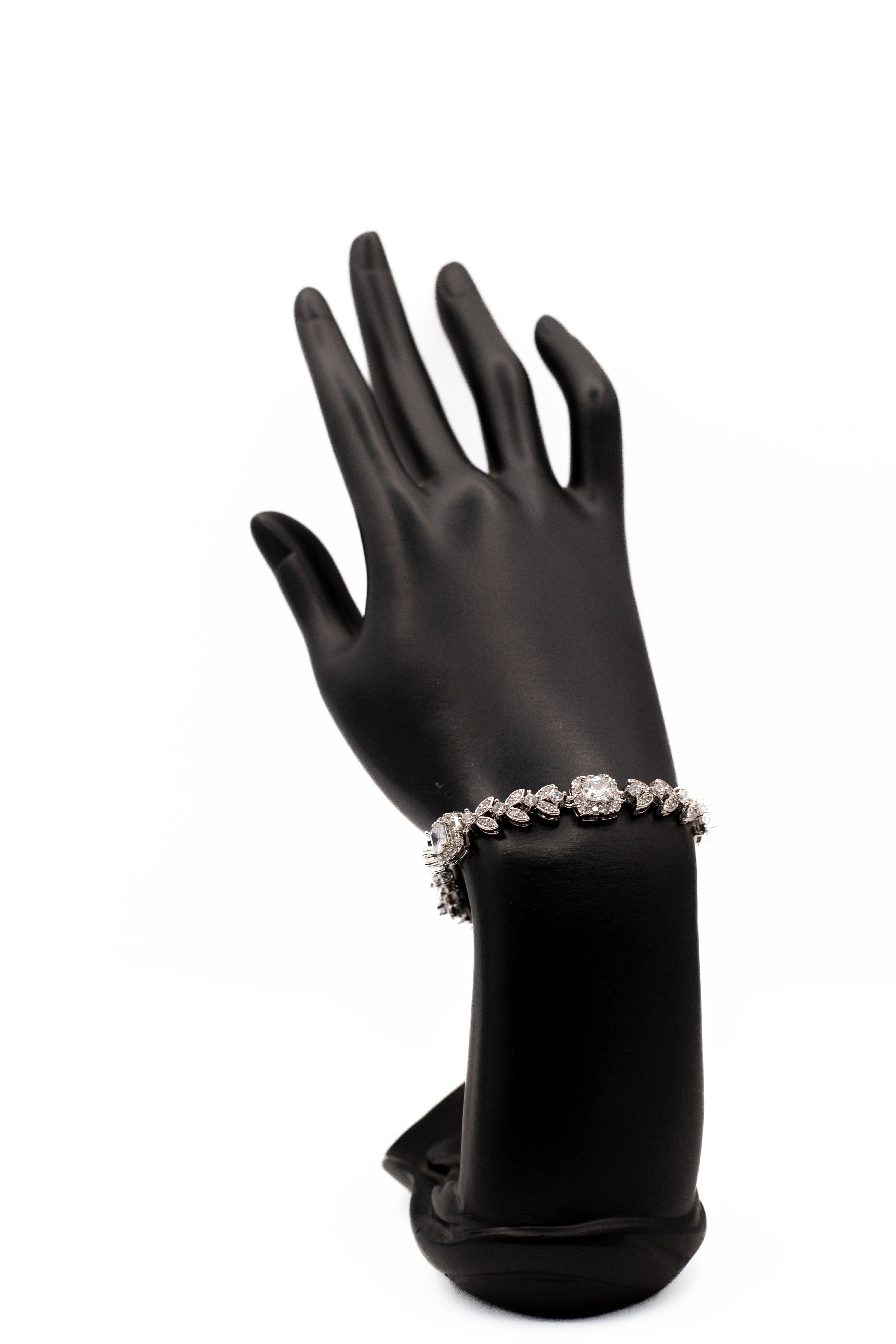 Luxury Silver Crystal Cluster Bracelet (Bridal Glamour)