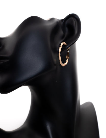Minimalist Golden Segmented Hoop Tops (Bamboo Texture)