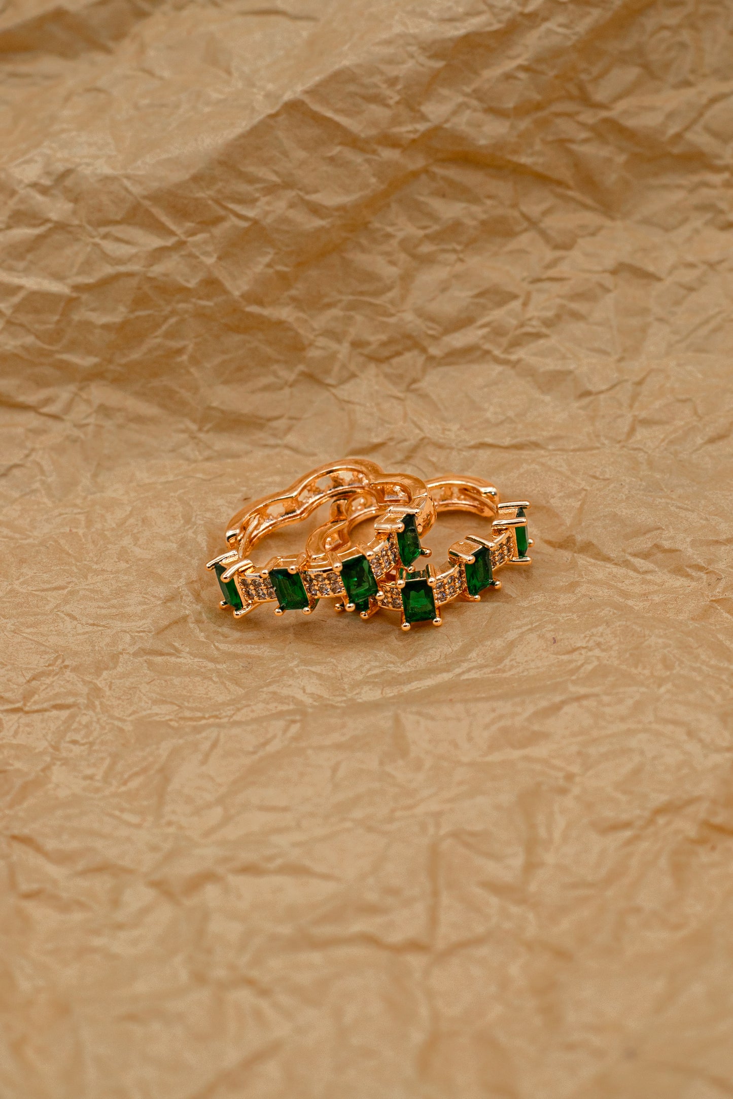 Luxury Golden Emerald Square-Cut Hoop Tops (High-Contrast)