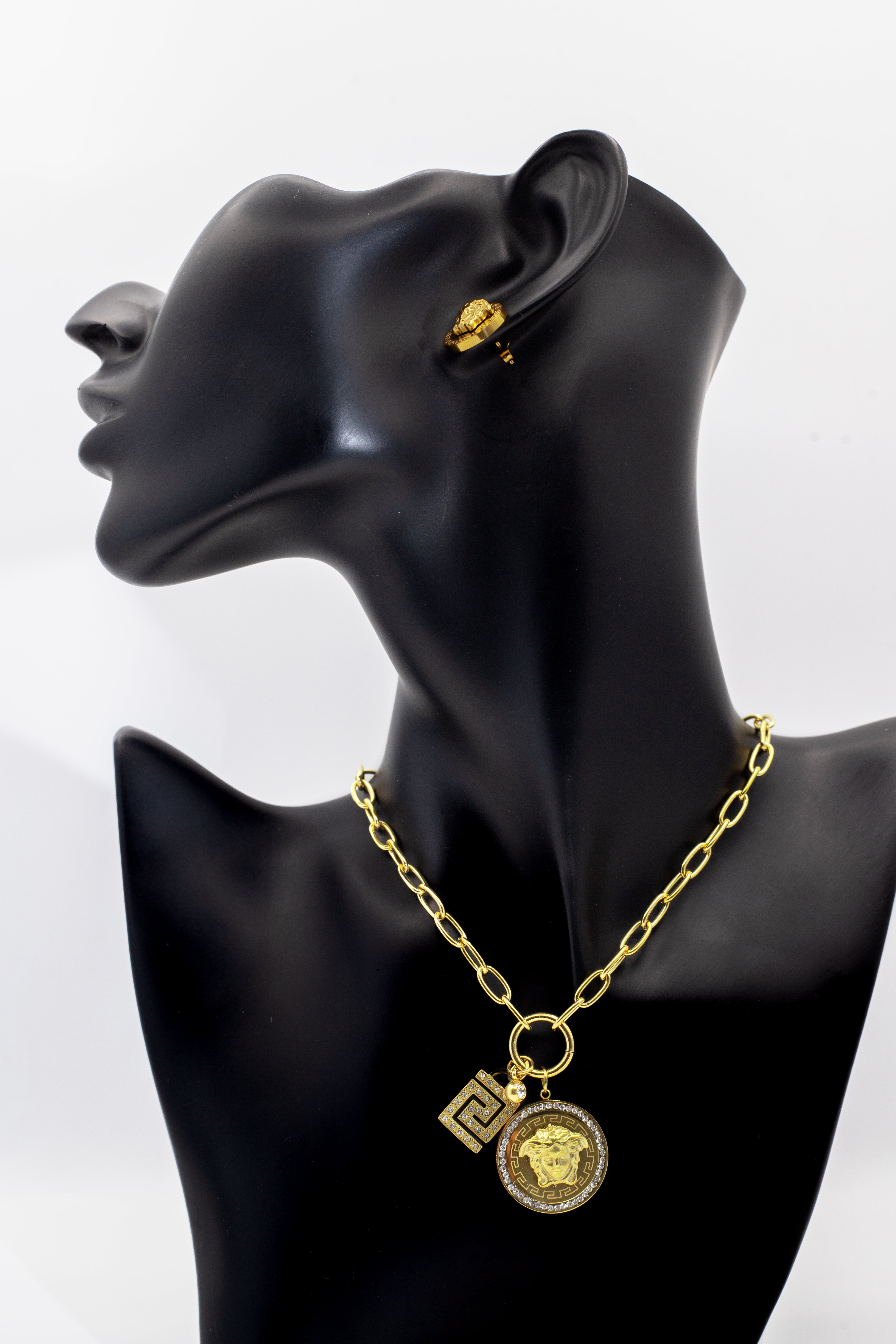 Golden Medusa Medallion Chunky Necklace Set