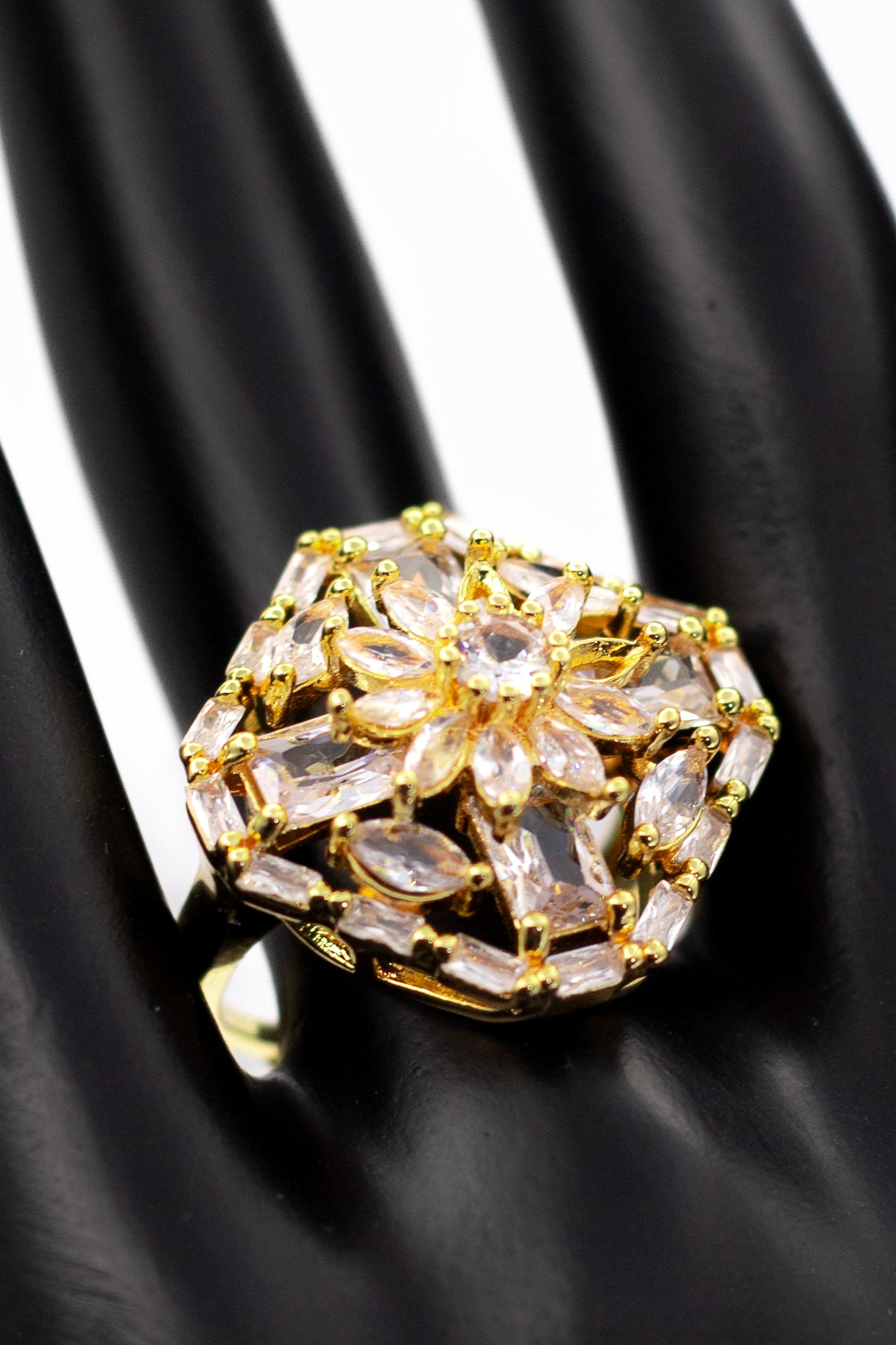 Enchanted Emerald-Green Floral Statement Ring