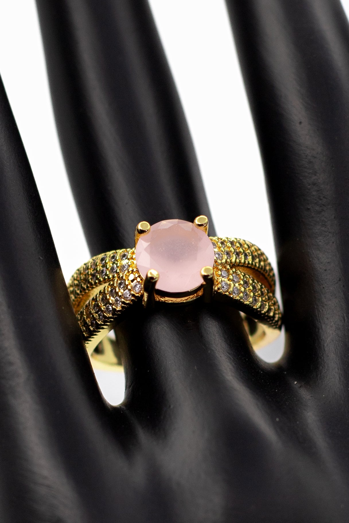 Golden Brilliant Round Crystal Ring (Adjustable)