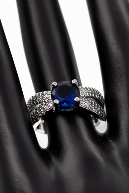 Silver Brilliant Round Crystal Ring (Adjustable)